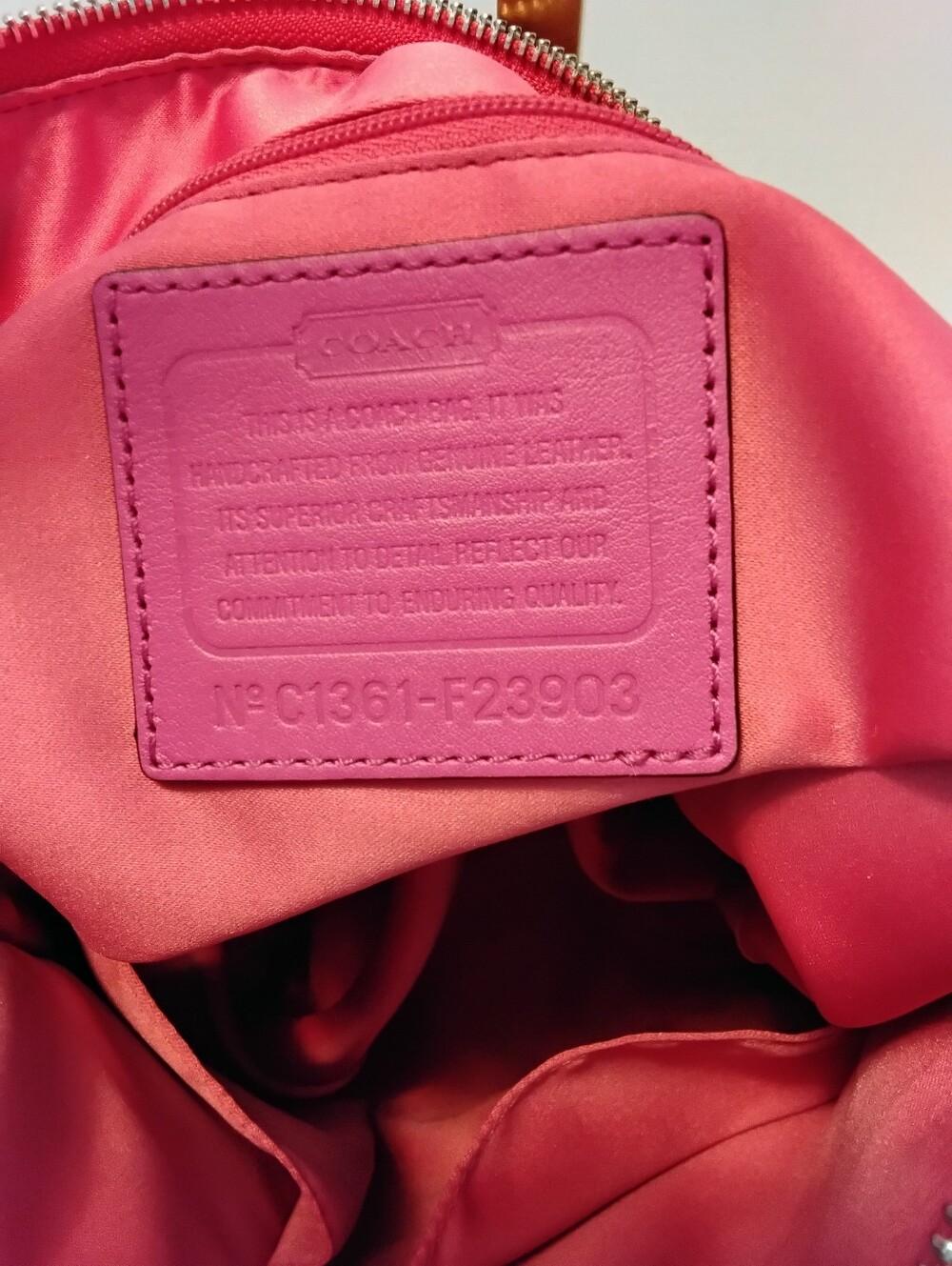 Coach Beige Daisy Leather Shoulder Hobo with Pink/Orange Trim and Tags - Picture 4 of 7
